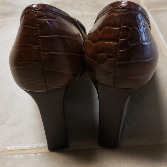 Bandolino - Picture 2 of 4